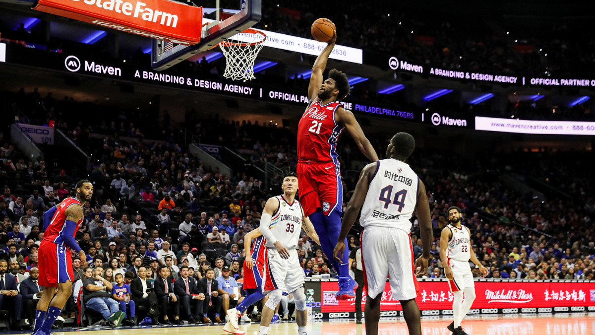 Joel Embiid dunks